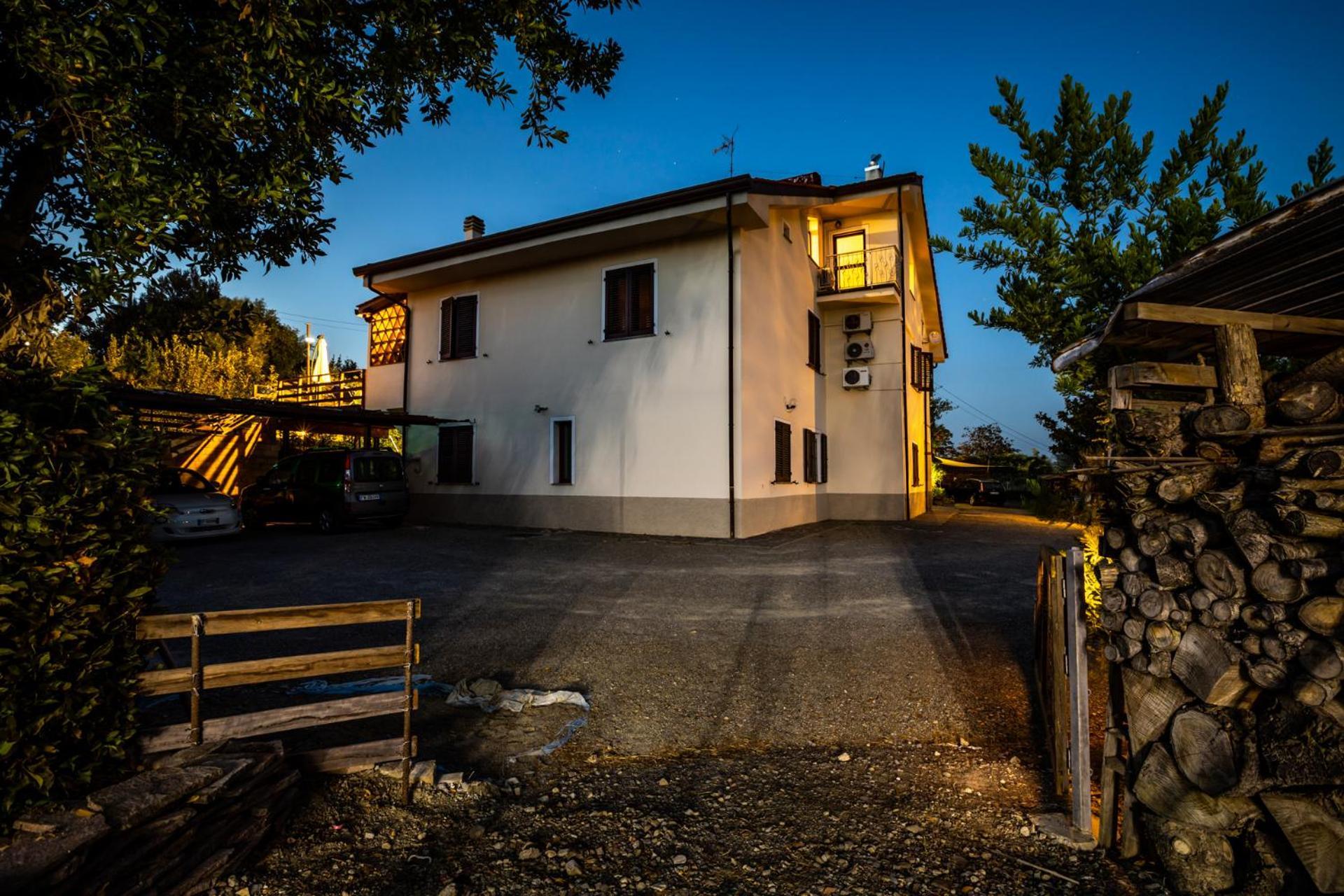 Sole House * Terricciola